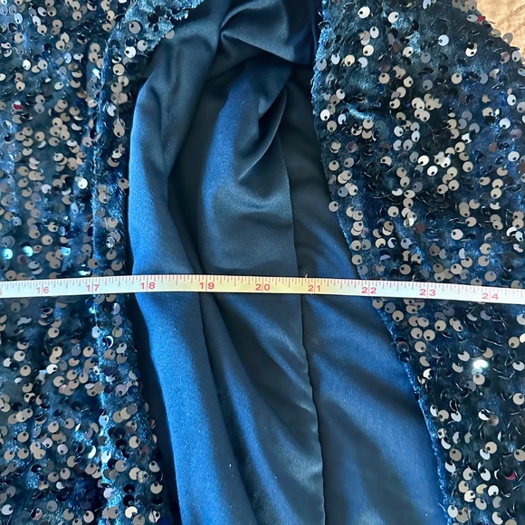 Jingle Belles by Kim Gravel Sequin Paillette Velvet Poncho XS Pageant blue - Picture 11 of 12